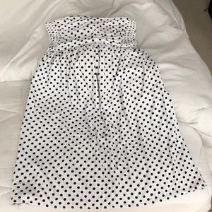 Nylon strapless bathing suit coverup